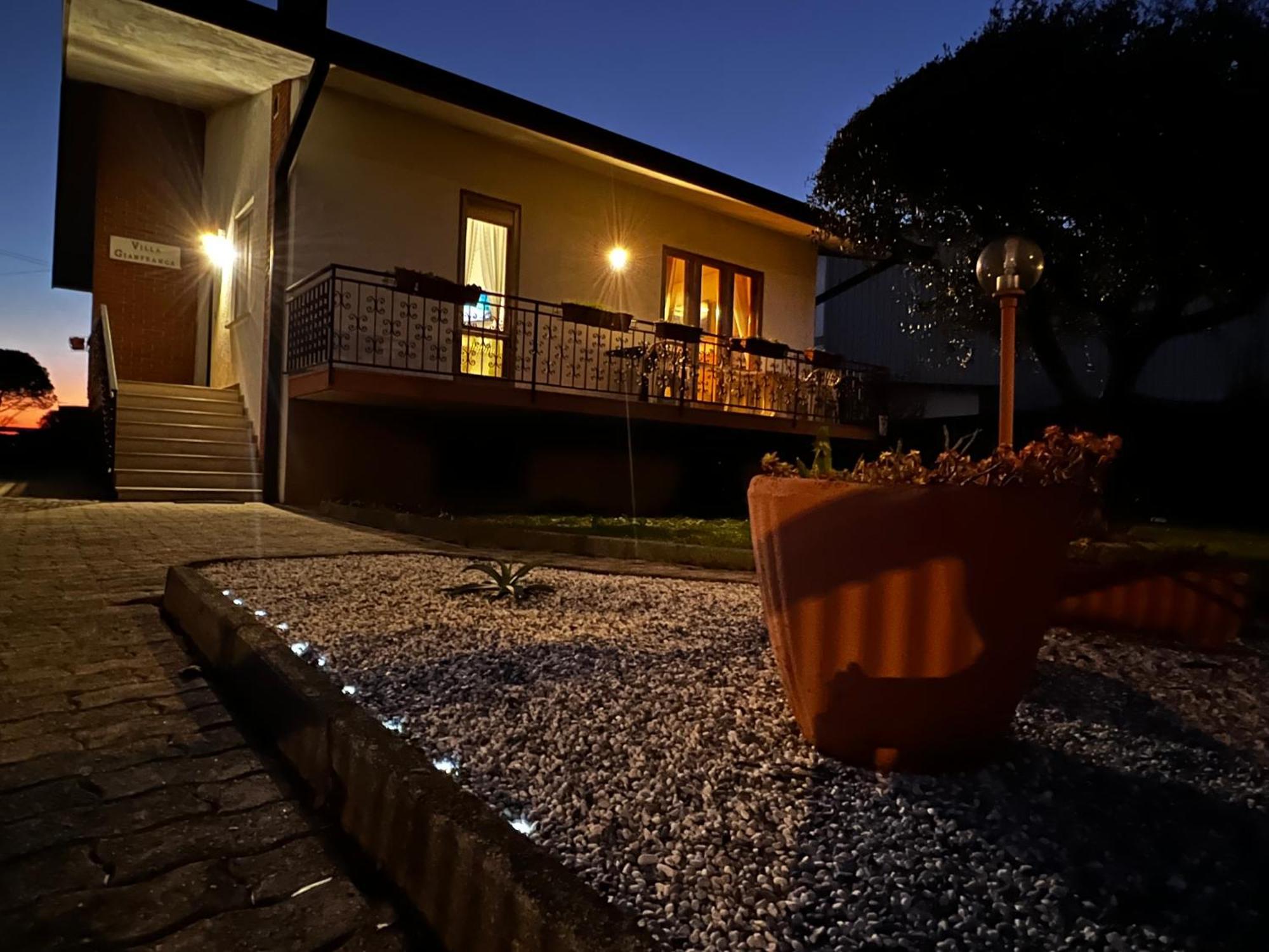 Gianfranca - Sentiti A Casa Hébergement de vacances *